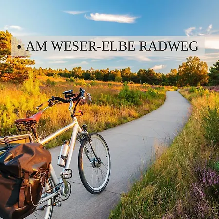 Haus Krabbe Mit Doppelbetten, Fuer 1-2 Personen, Hunde Kostenfrei Willkommen, Kostenfreier Parkplatz, Zwischen Bremerhaven Und Cuxhaven Gelegen Wremen