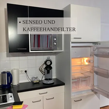 Haus Krabbe Mit Doppelbetten, Fuer 1-2 Personen, Hunde Kostenfrei Willkommen, Kostenfreier Parkplatz, Zwischen Bremerhaven Und Cuxhaven Gelegen * Wremen